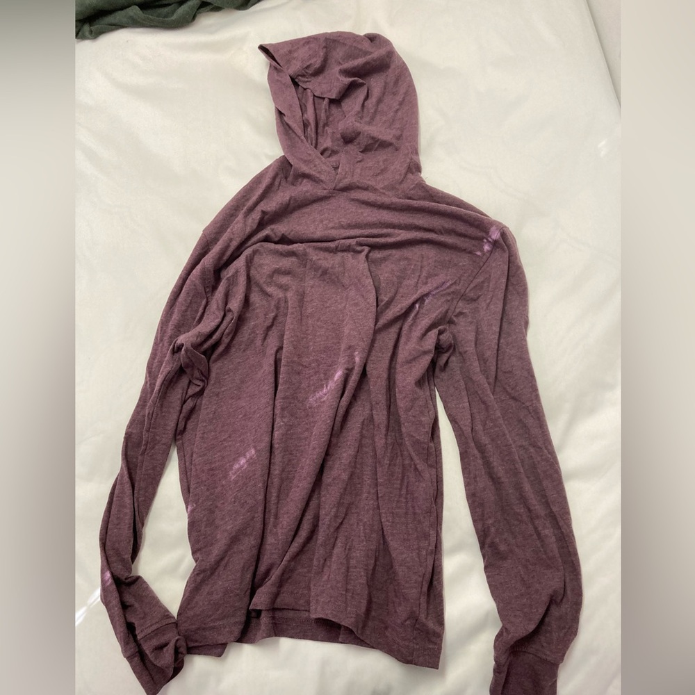 Thin long sleeve with hood large